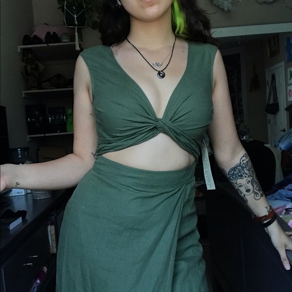 Happy X Nature Kate Hudson tie dress. - Picture 3 of 7